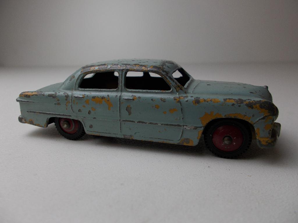 1954 Dinky Toys 170 FORD FORDEN SEDAN (Opknapper) -E-., Ophalen of Verzenden, Gebruikt, Auto, Dinky Toys