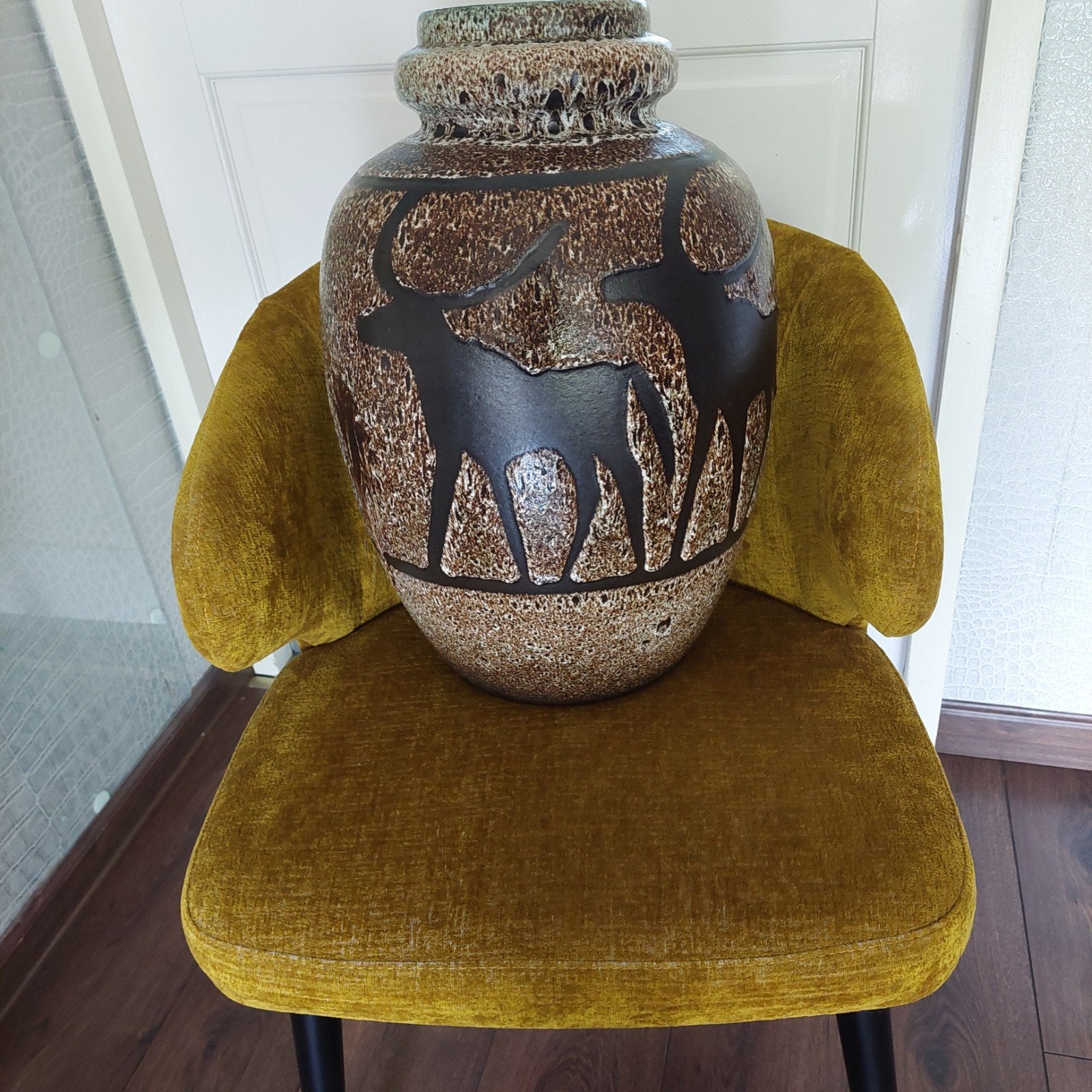 Vintage Bay Keramiek vaas met Afrikaans decor (286-45), Antiek en Kunst, Antiek | Vazen, Ophalen