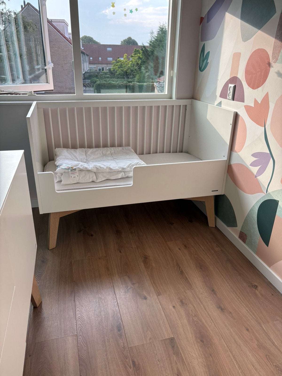 Kidsmill Sixties ledikant en commode, 70 tot 85 cm, 140 tot 160 cm, Zo goed als nieuw, Ophalen