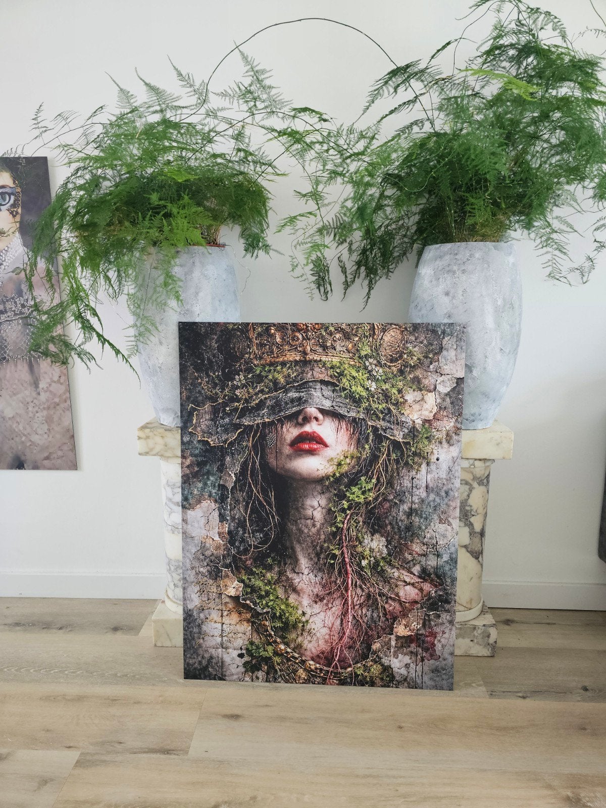 groot Mixed media schilderij op Dibond - Mysterieuze Vrouw, Ophalen
