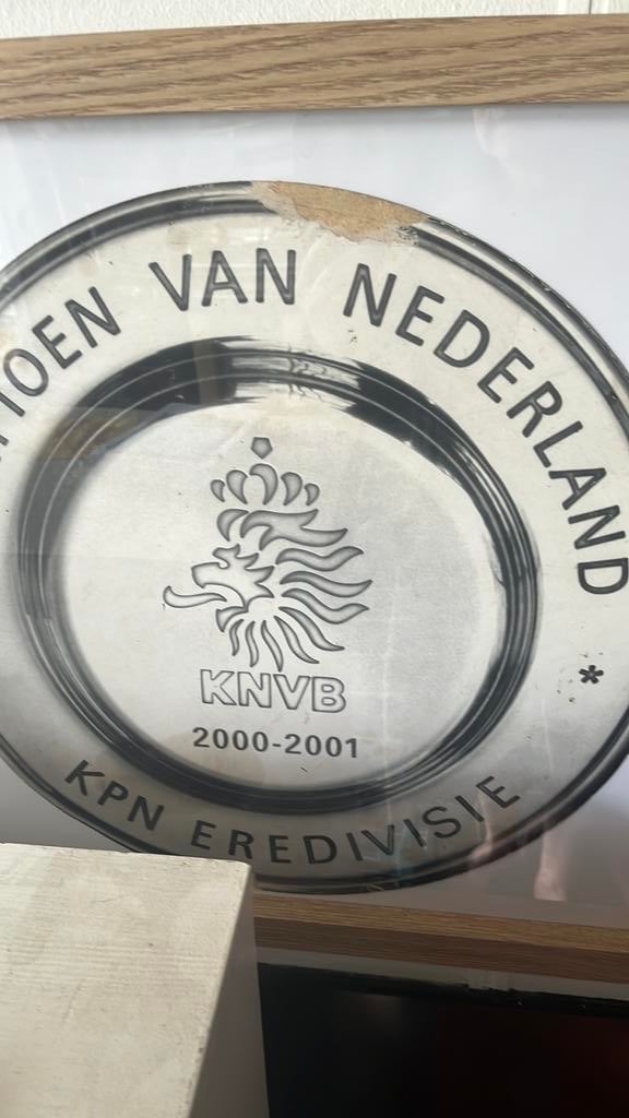 Gezocht Psv kampioensschaal 2005-2006, Verzamelen, Ophalen of Verzenden, Zo goed als nieuw, Gebruiksvoorwerp