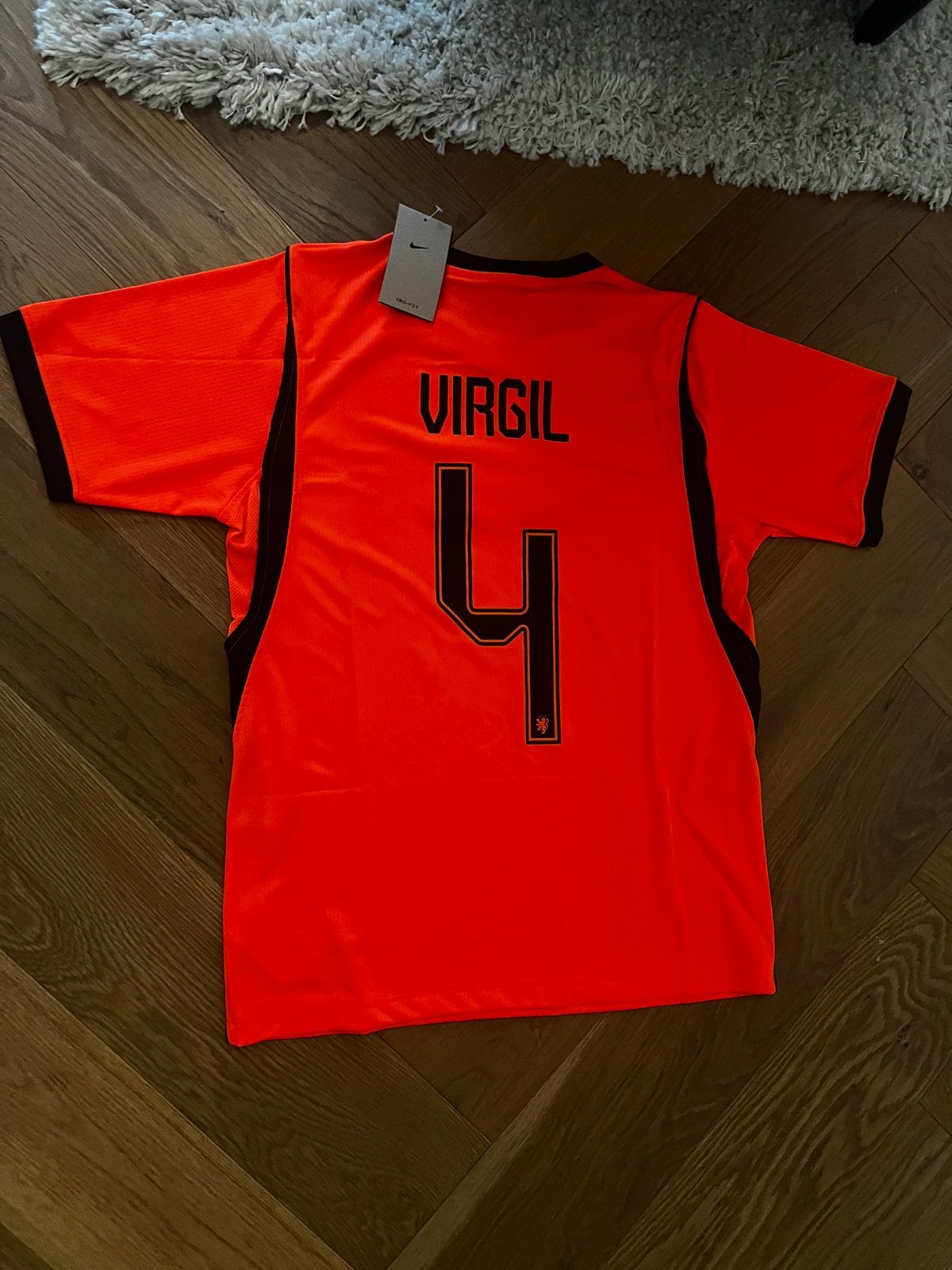 Nederlands Elftal Thuisshirt Virgil van Dijk #4, Maat M, Ophalen of Verzenden, Nieuw, Shirt