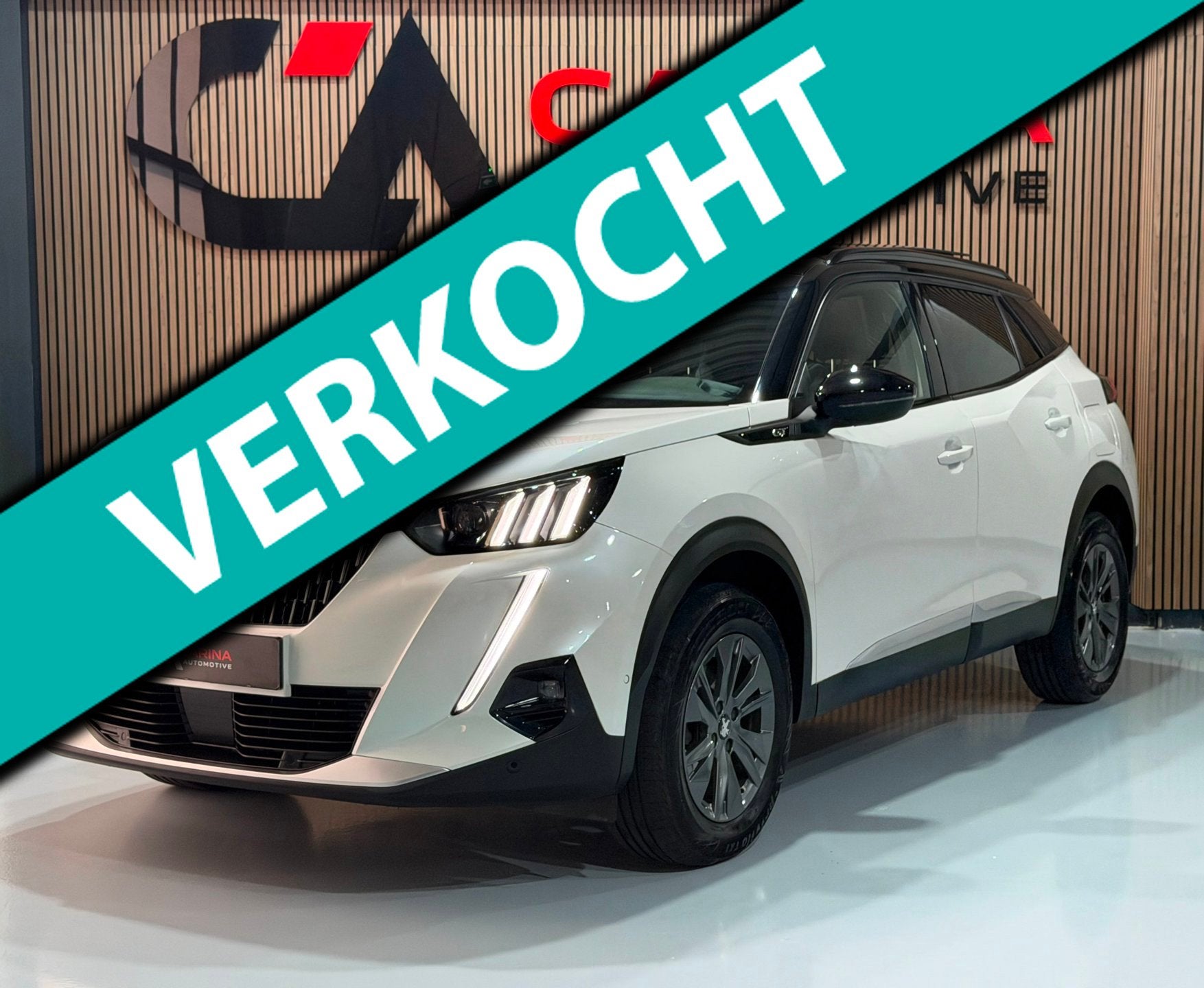 Peugeot 2008 1.2 PureTech GT / Panorama Dak / Keyless / Lane, Auto's, Peugeot, Gebruikt, Zwart, Wit, Origineel Nederlands