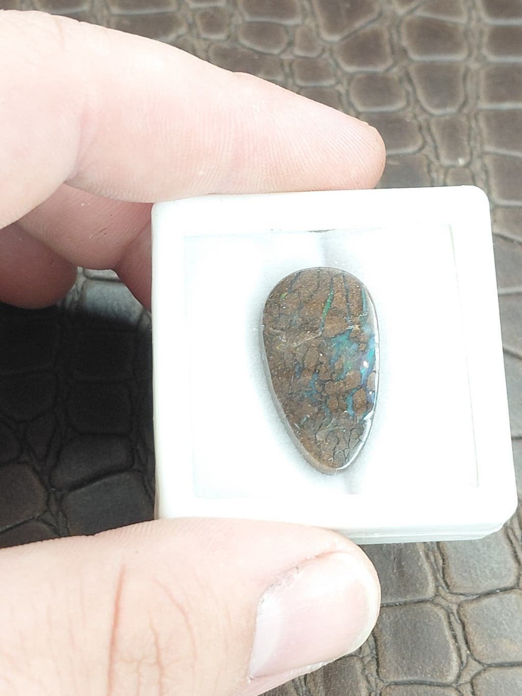 Prachtige blauw oranje kleurige boulder opaal, Ophalen of Verzenden, Nieuw