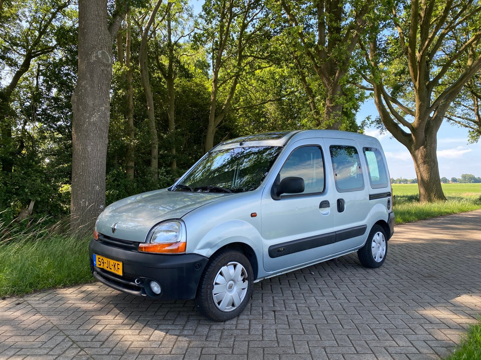 Renault Kangoo rolstoelauto 4+1, 750 kg, 4 cilinders, 49 €/maand, Origineel Nederlands