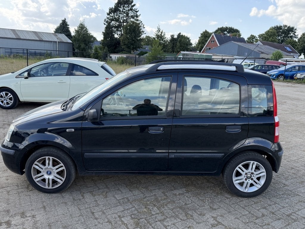 Fiat Panda 1.2 Young| AIRCO| LM VELGEN| NAP| ELEK PAKKET| 20, Auto's, Stof, Gebruikt, Metallic lak, Zwart