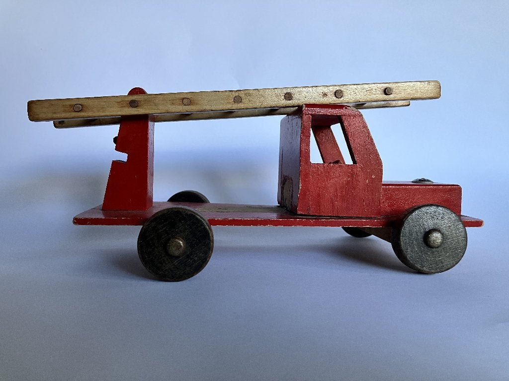 Houten speelgoed: brandweerwagen, Ophalen of Verzenden, Gebruikt, Duw- of Trekspeelgoed