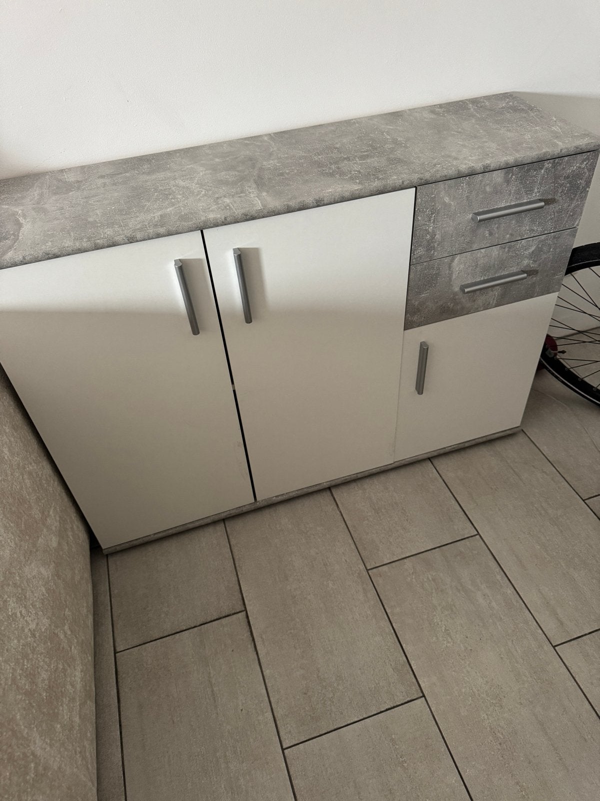 Moderne dressoir met lades en deuren, Overige materialen, Gebruikt, 100 tot 150 cm, Ophalen of Verzenden