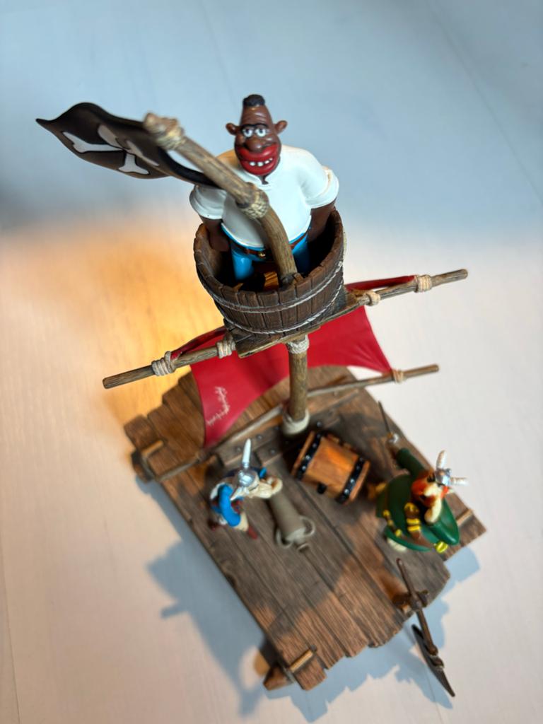 Asterix en Obelix vlot met piraten, compleet!, Ophalen of Verzenden, Zo goed als nieuw