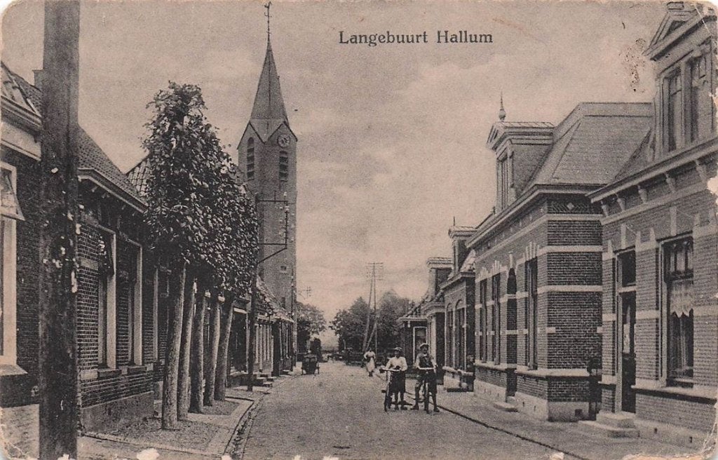 703-110-031 Langebuurt Hallum, Verzamelen, Ansichtkaarten | Nederland, Verzenden, Voor 1920, Friesland