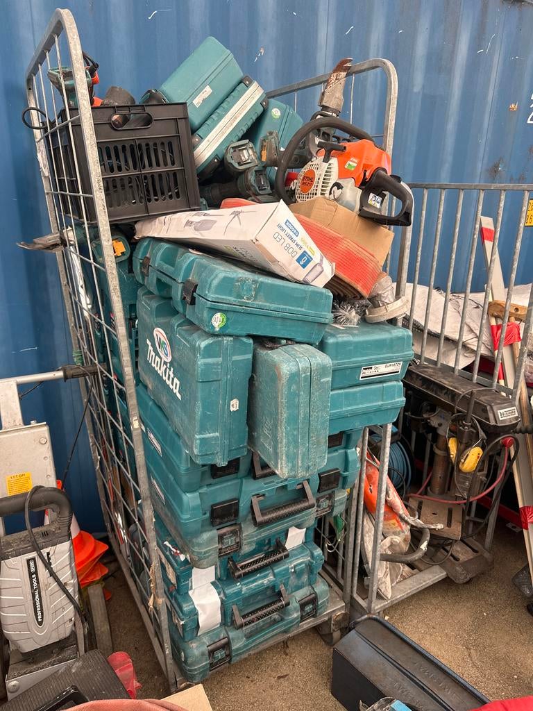 Grote partij Makita gereedschap en koffers, Doe-het-zelf en Verbouw, Ophalen, Gebruikt