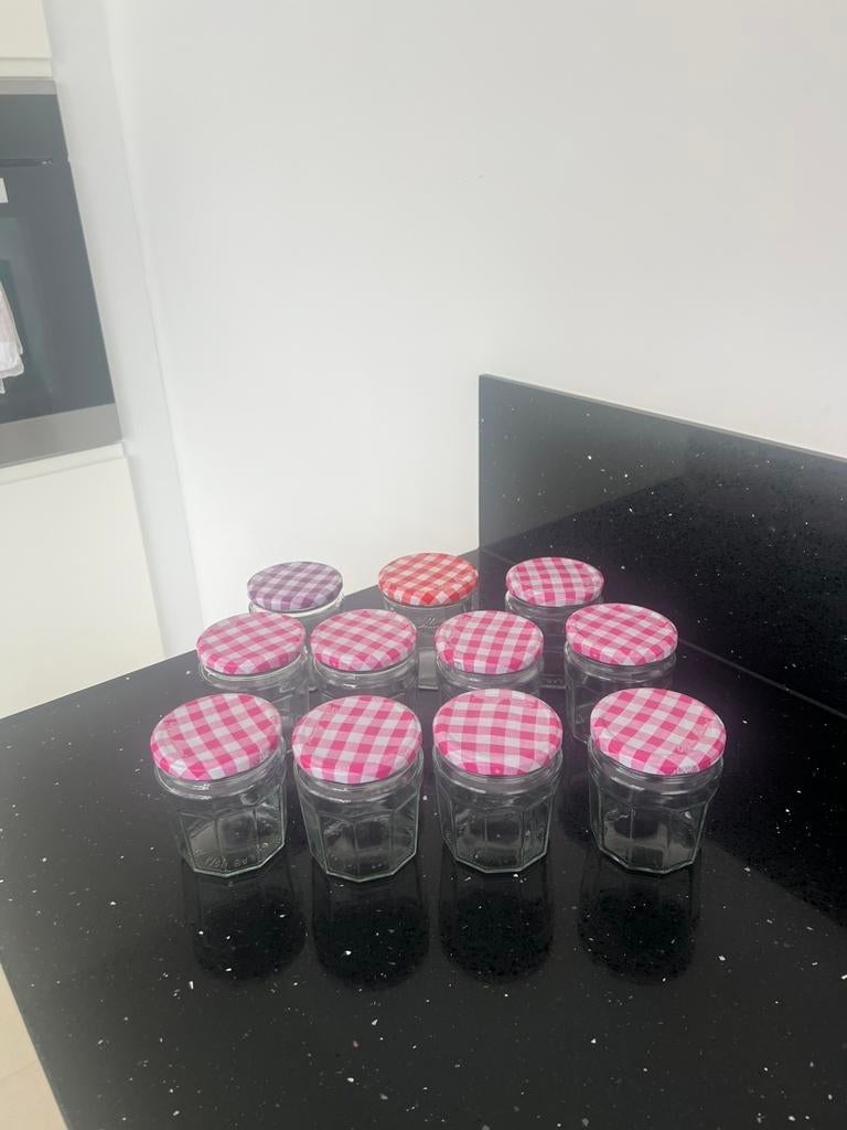 11 x Bonne Maman jampotten van 335 gram met  deksels., Ophalen of Verzenden, Zo goed als nieuw, Glas, Pot, Bus of Blik