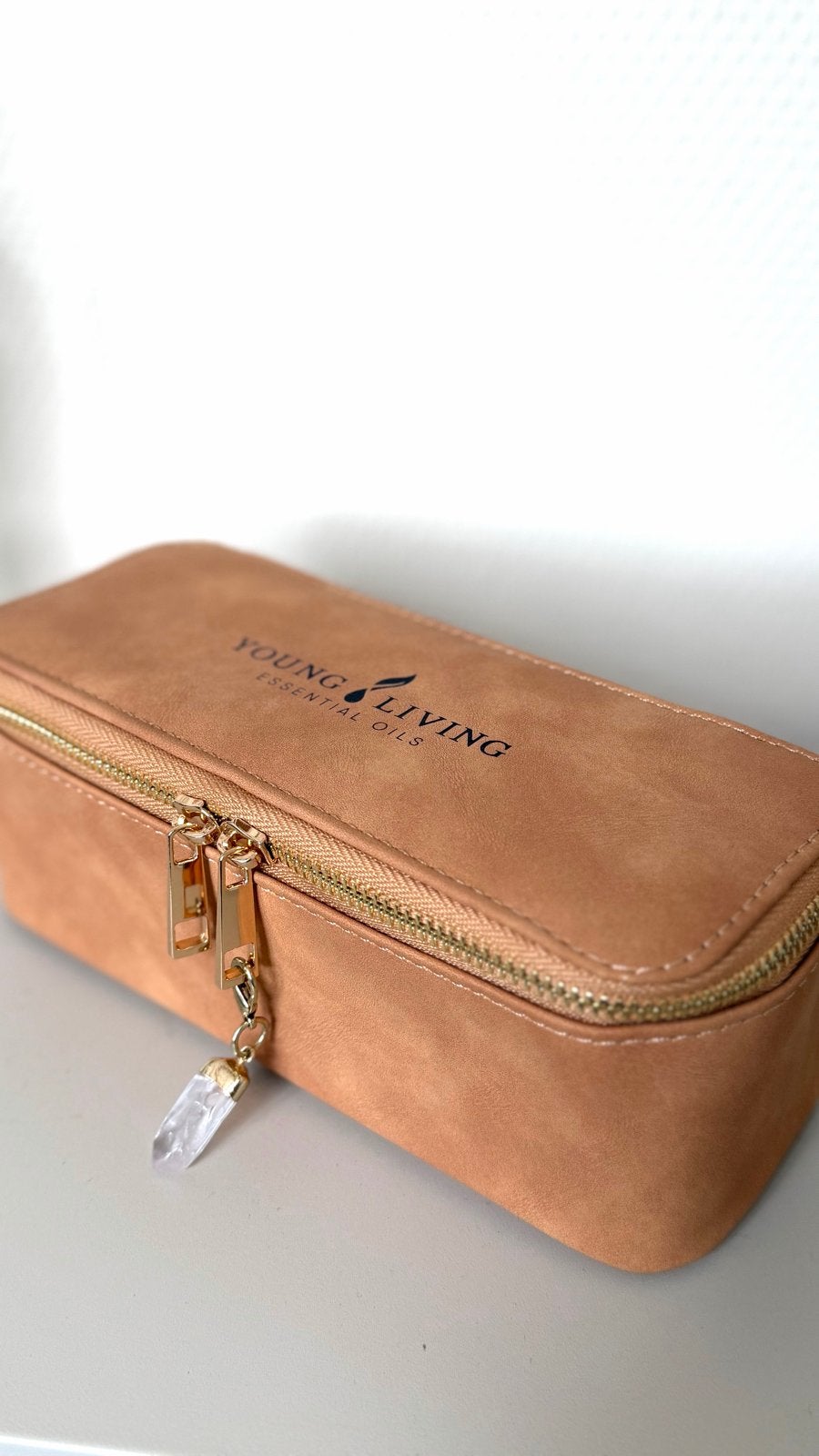 Young Living Reisetui - Zo goed als nieuw, Sieraden, Tassen en Uiterlijk, Ophalen of Verzenden, Zo goed als nieuw, Beige, Softcase