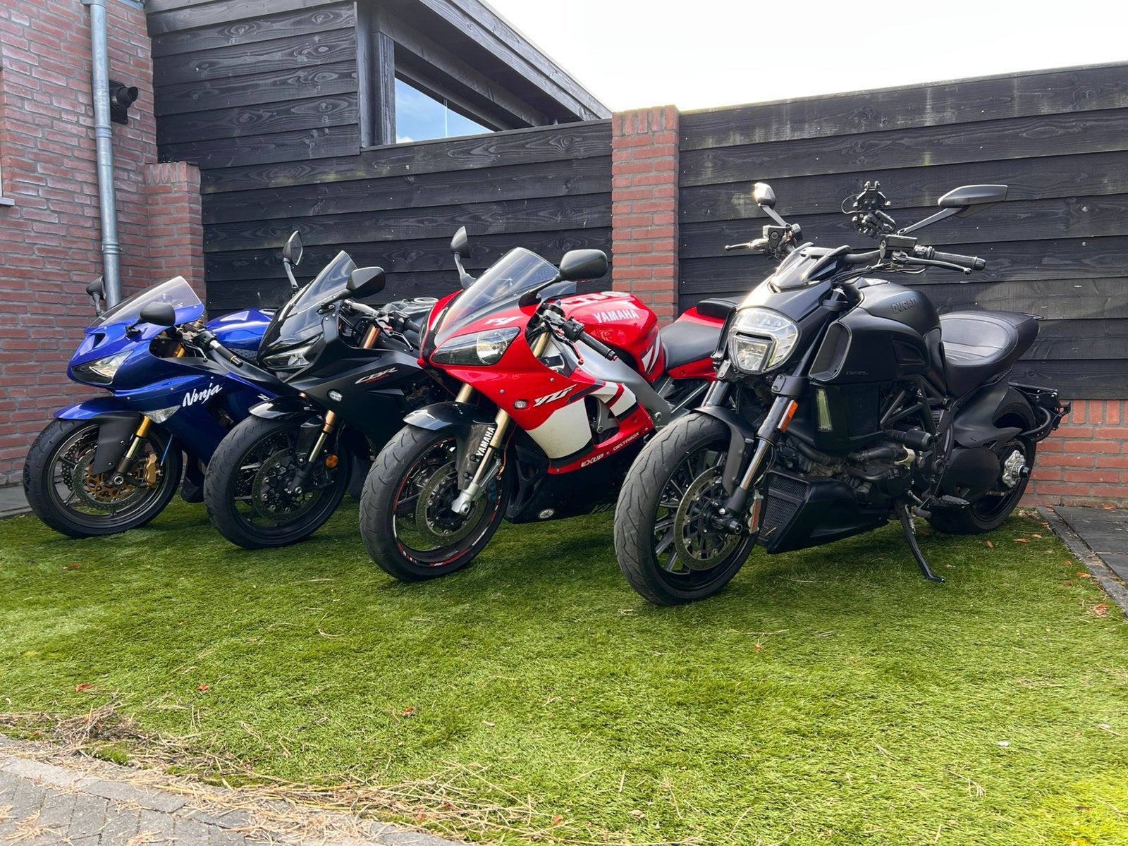 Partij motoren, Ducati, Honda, Yamaha, Kawasaki, Ophalen