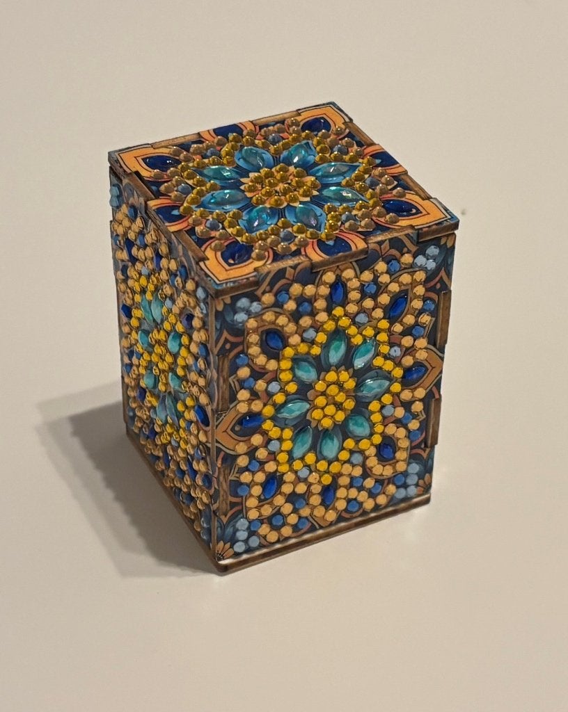 Handgemaakte tandenstokerdoos met diamond painting steentjes, Minder dan 50 cm, Oorspronkelijke maker, Overige typen, Nieuw
