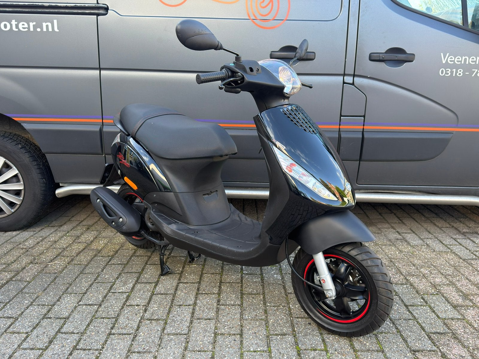 Piaggio Zip Zwart-45KM|Eerste eigenaar|8572km|OrigineelBrom, Ophalen, Maximaal 45 km/u, Zip, Zo goed als nieuw