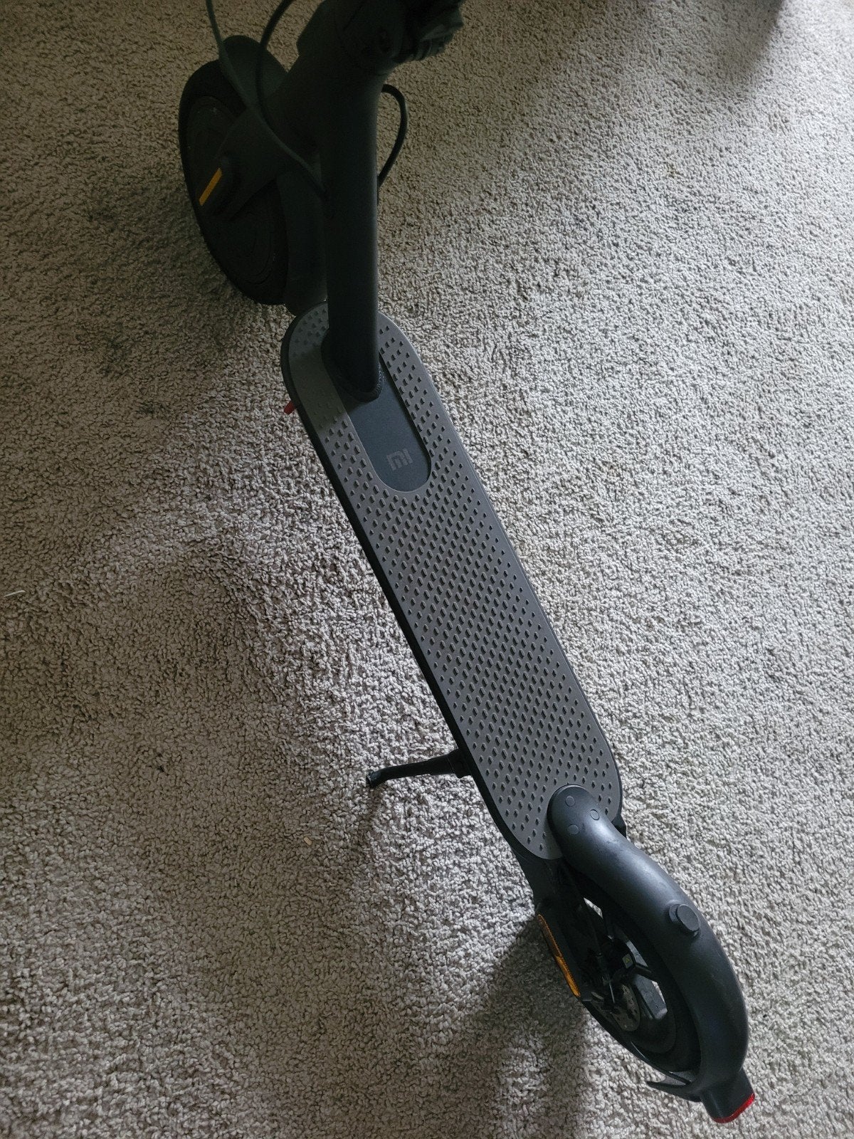 Xiaomi Mi Essential elektrische step lekke band, Fietsen en Brommers, Ophalen of Verzenden, Gebruikt, Elektrische step (E-scooter)