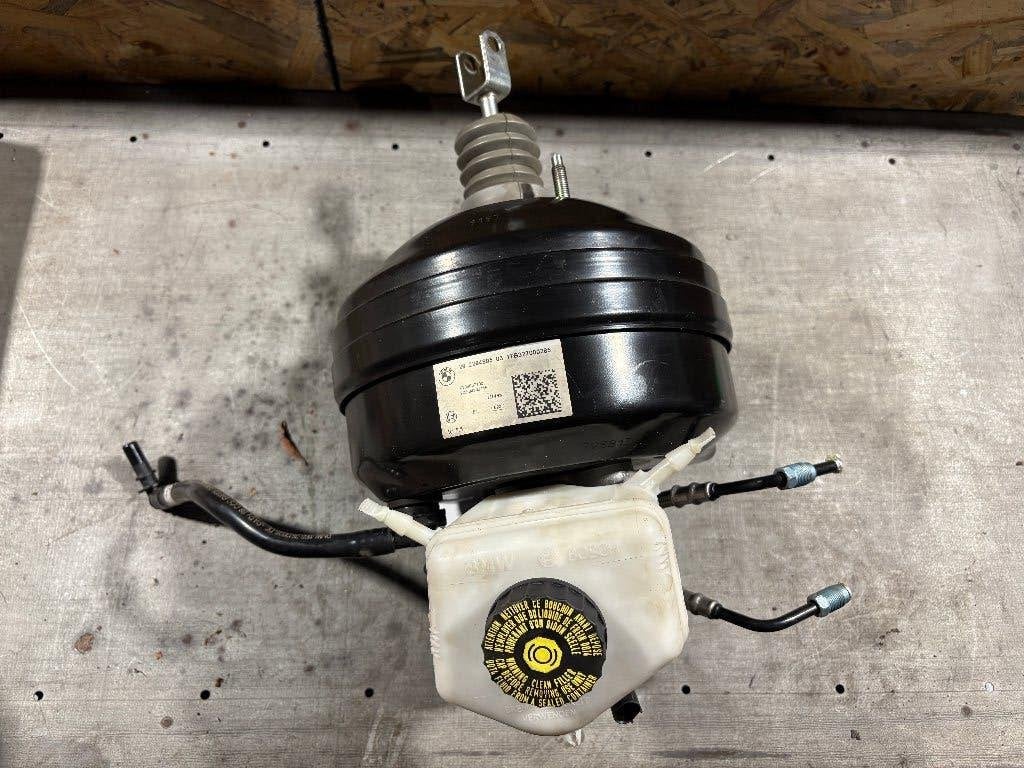 Rembekrachtiger BMW M2 f87 M3 F80 M4 F82 34337849876, Auto-onderdelen, Remmen en Aandrijving, Ophalen of Verzenden, Gebruikt, BMW
