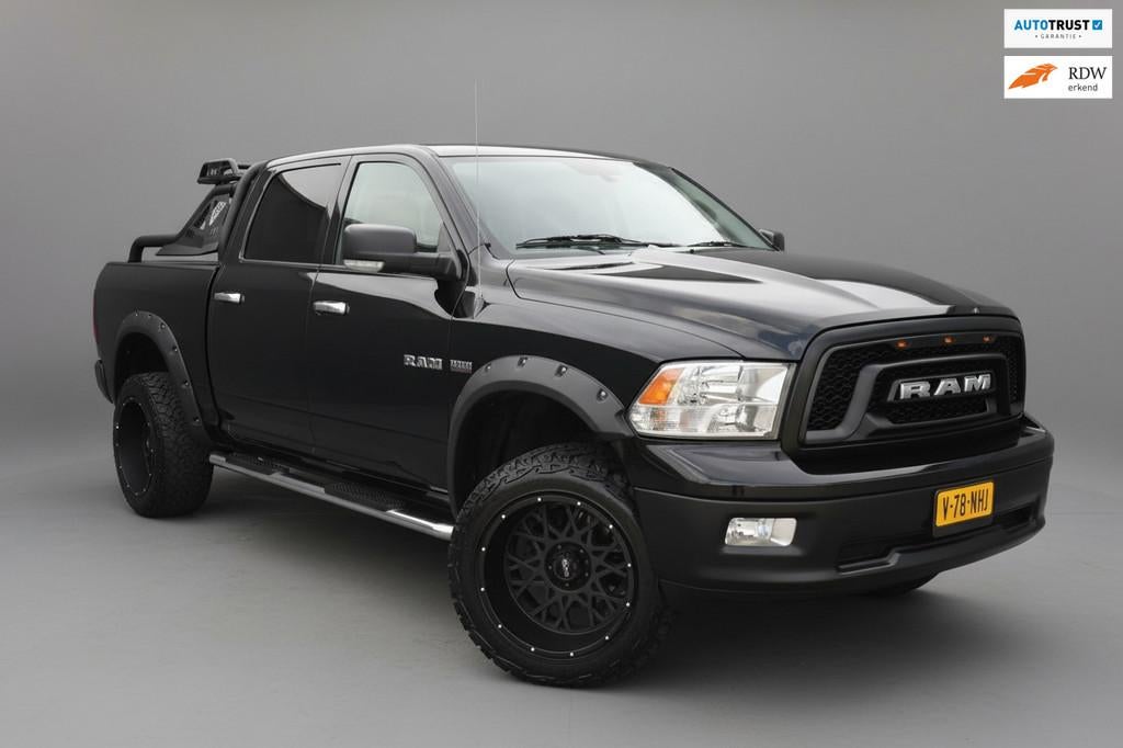 Dodge RAM 1500 Rebel|BLACK OPS|Rollbar|Fender Flares|Verhoog, Auto's, Dodge, Automaat, Gebruikt, 8 cilinders, 5654 cc