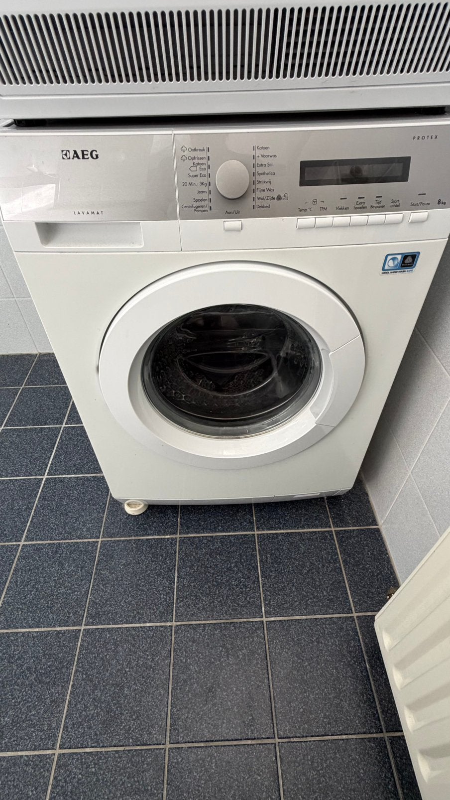Foto 8 van AEG Wasmachine & AEG Warmtepompdroger (Set of Los Te Koop)