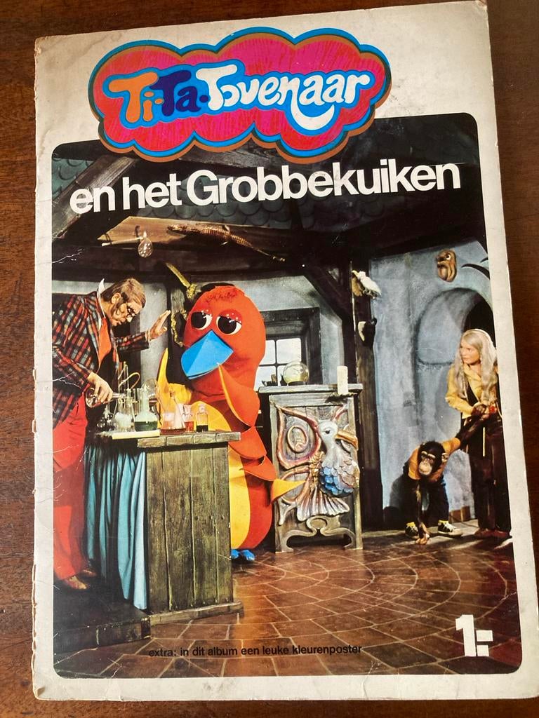 Verzamel plakboek Tita Tovenaar compleet met poster, Ophalen of Verzenden, Gelezen, Plaatjesalbum