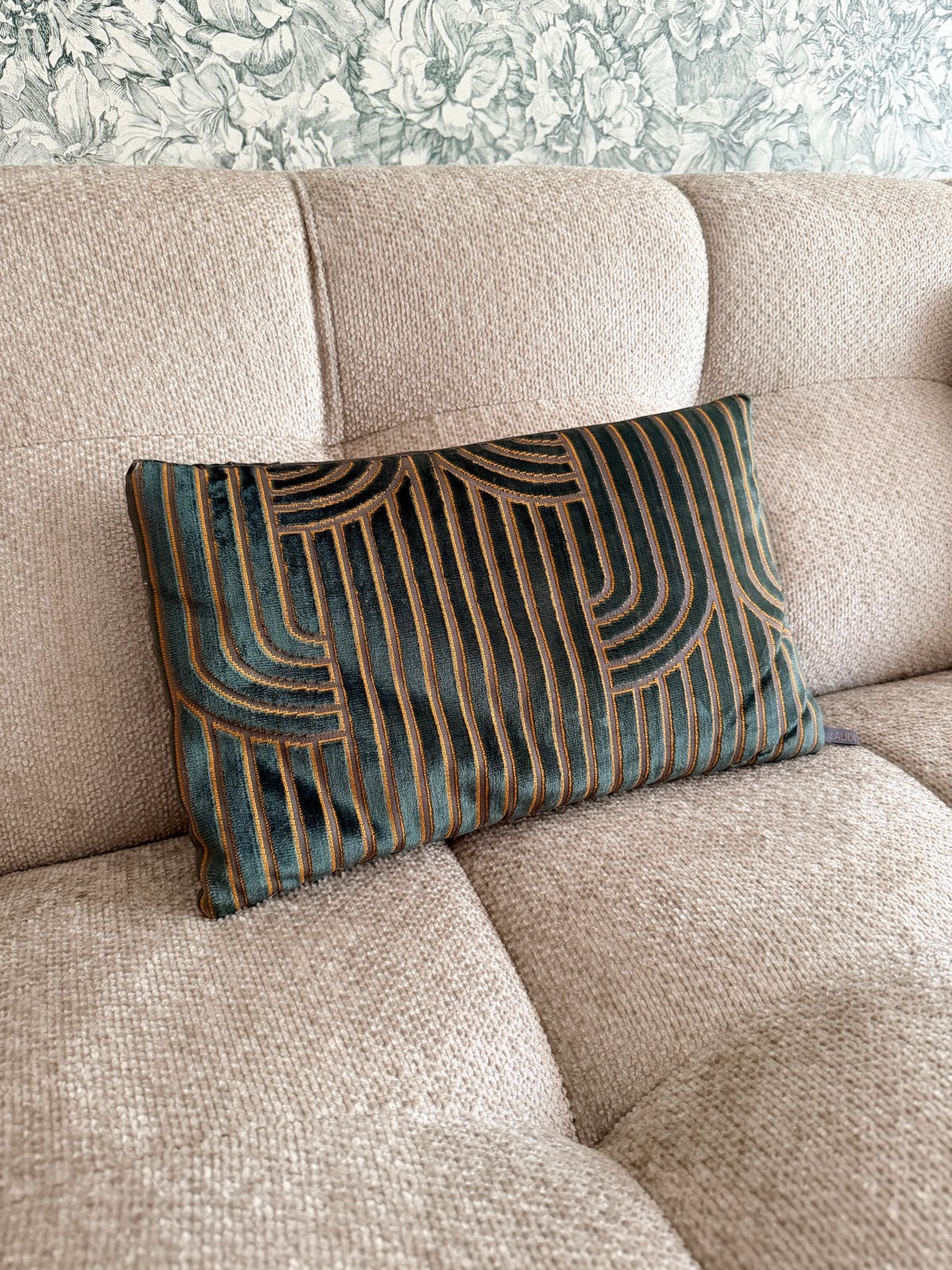 Claudi Sierkussen - Groen/Goud - 41 x 25 cm, Huis en Inrichting, Ophalen, Zo goed als nieuw, Sierkussen, Claudi