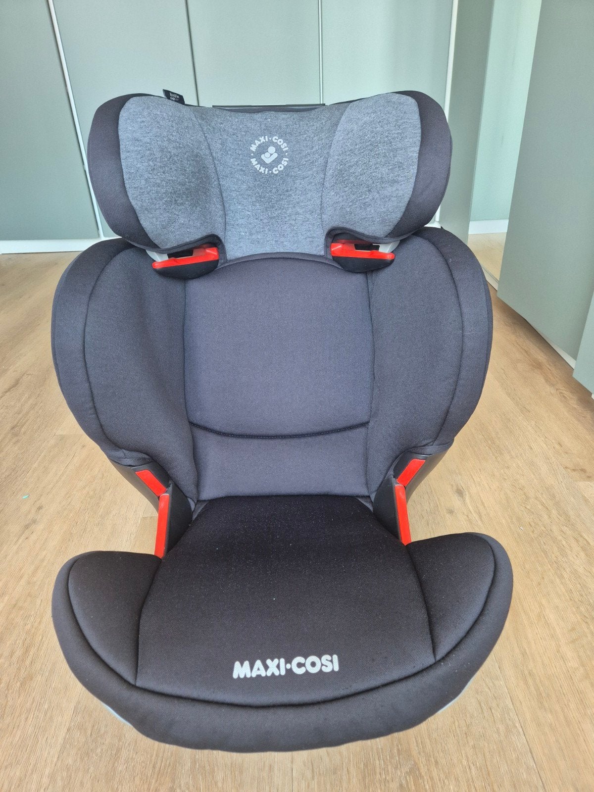 Maxi-Cosi RodiFix autostoel - Zwart/grijs, Ophalen, Gebruikt, 15 t/m 36 kg, Isofix