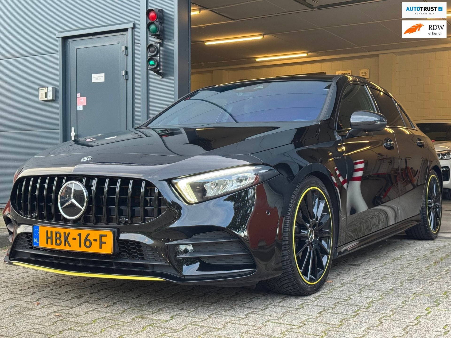 Mercedes-Benz A-klasse 200 AMG / EDITION 1 / FULL OPTIONS /, Dealer onderhouden, Gebruikt, 4 cilinders, Met garantie (alle)