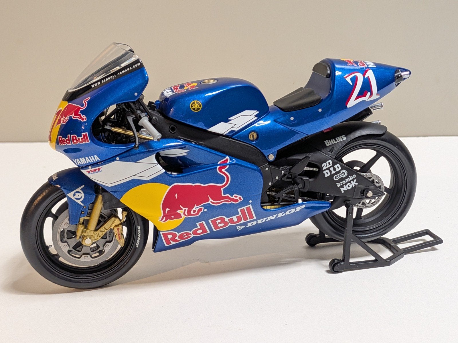 Minichamps: Yamaha YZR-500 - John Hopkins - Red Bull Yamaha, Ophalen of Verzenden, Nieuw, 1:9 t/m 1:12, Motor