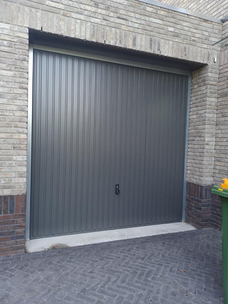 MOET WEG!! Hormann kanteldeur N80 2500X2500, Ophalen, Garagedeur, Zo goed als nieuw, Metaal