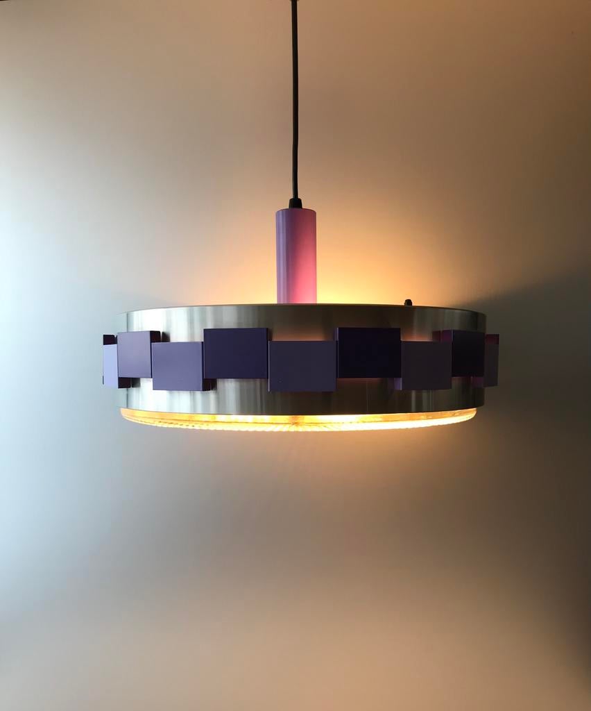 70s purple vintage hanging lamp silence of the lamps, Gebruikt, Mid century modern vintage design, Ophalen of Verzenden, Glas