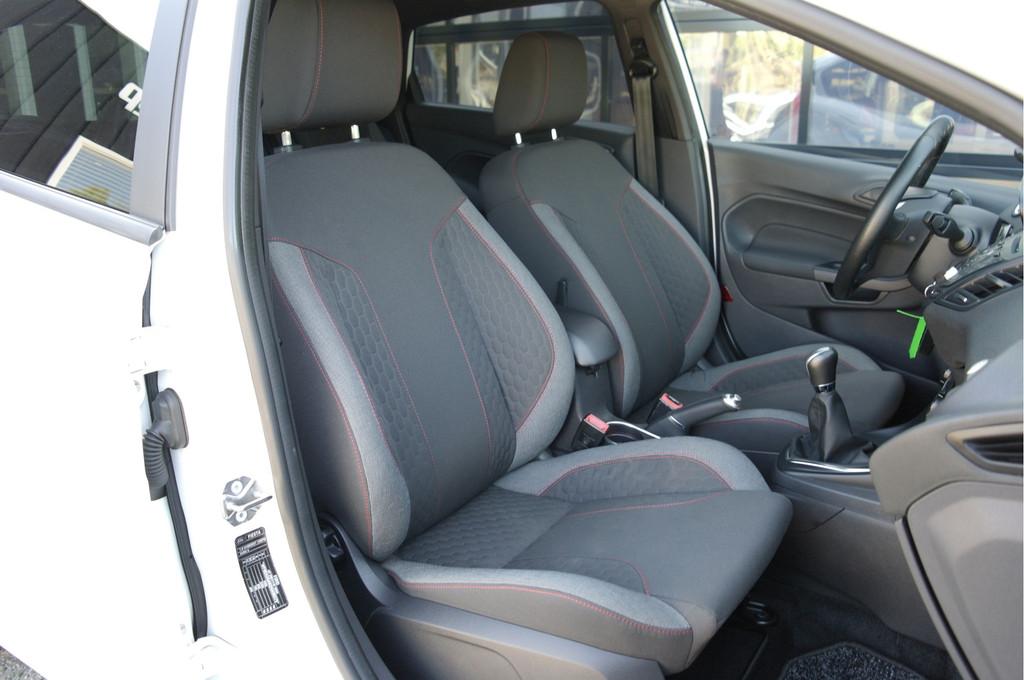 Ford Fiesta 1.0 EcoBoost ST Line | Airco | Cruise | 17''| NL, Auto's, Ford, Euro 6, Origineel Nederlands, Bedrijf, Handgeschakeld