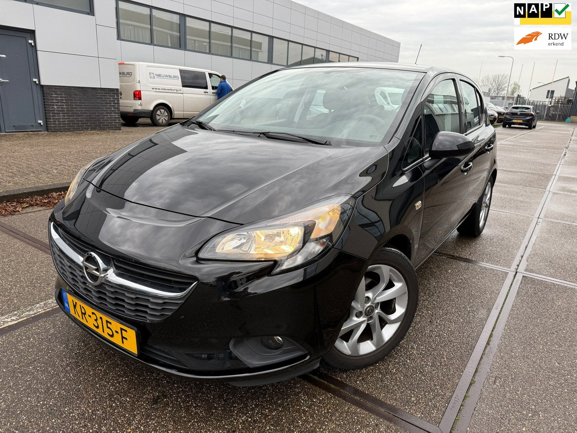 Opel Corsa 1.4 Edition / APK / AIRCO / NAP / BOEKJES / 2 SLE, Auto's, Opel, Voorwielaandrijving, 1063 kg, Gebruikt, Origineel Nederlands