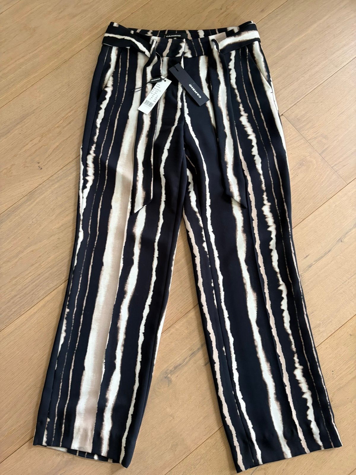 Cambio Malice high waist broek mt 36, Verzenden, Zwart, Zo goed als nieuw, Maat 36 (S)