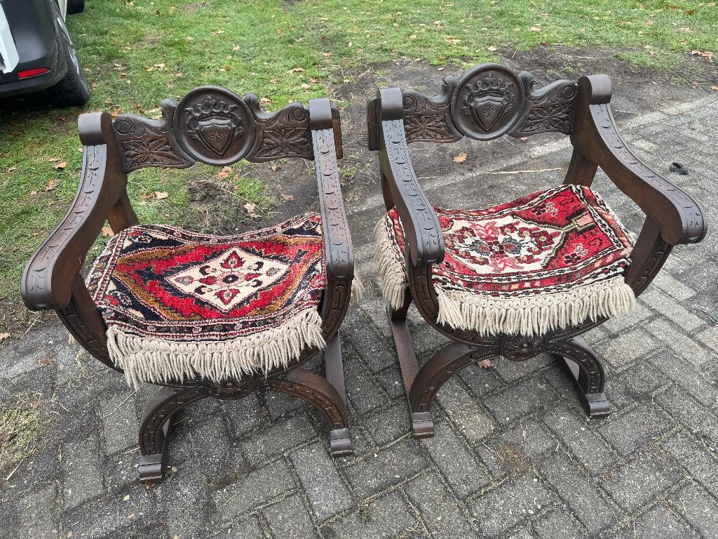 antieke dagobert stoelen bekleed met perzische tapijten, Ophalen of Verzenden