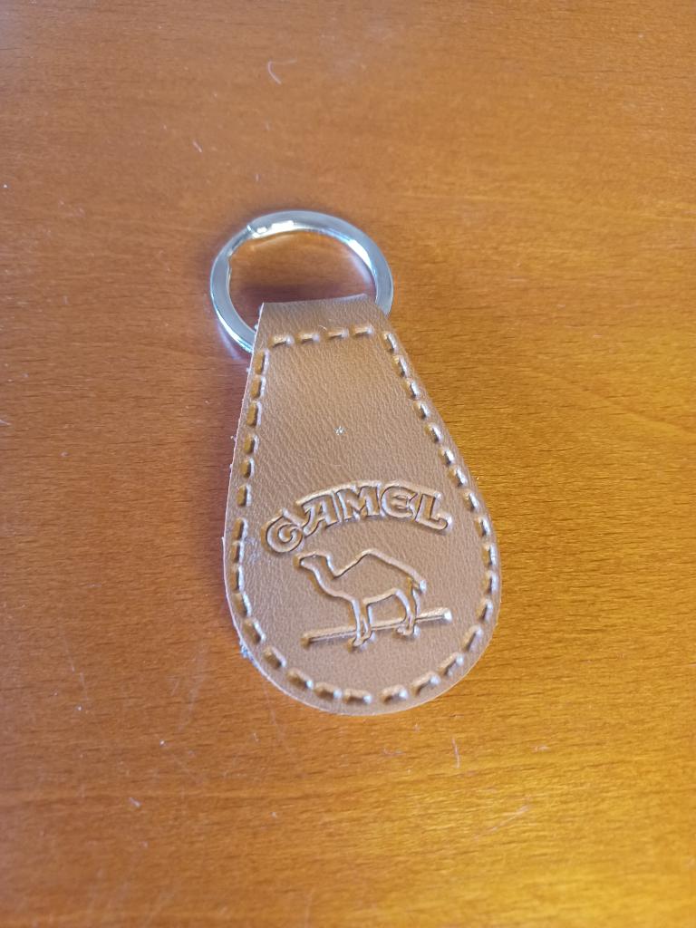 Vintage Camel lederen sleutelhanger – Tabak verzamelobject, Ophalen of Verzenden, Nieuw, Overige typen