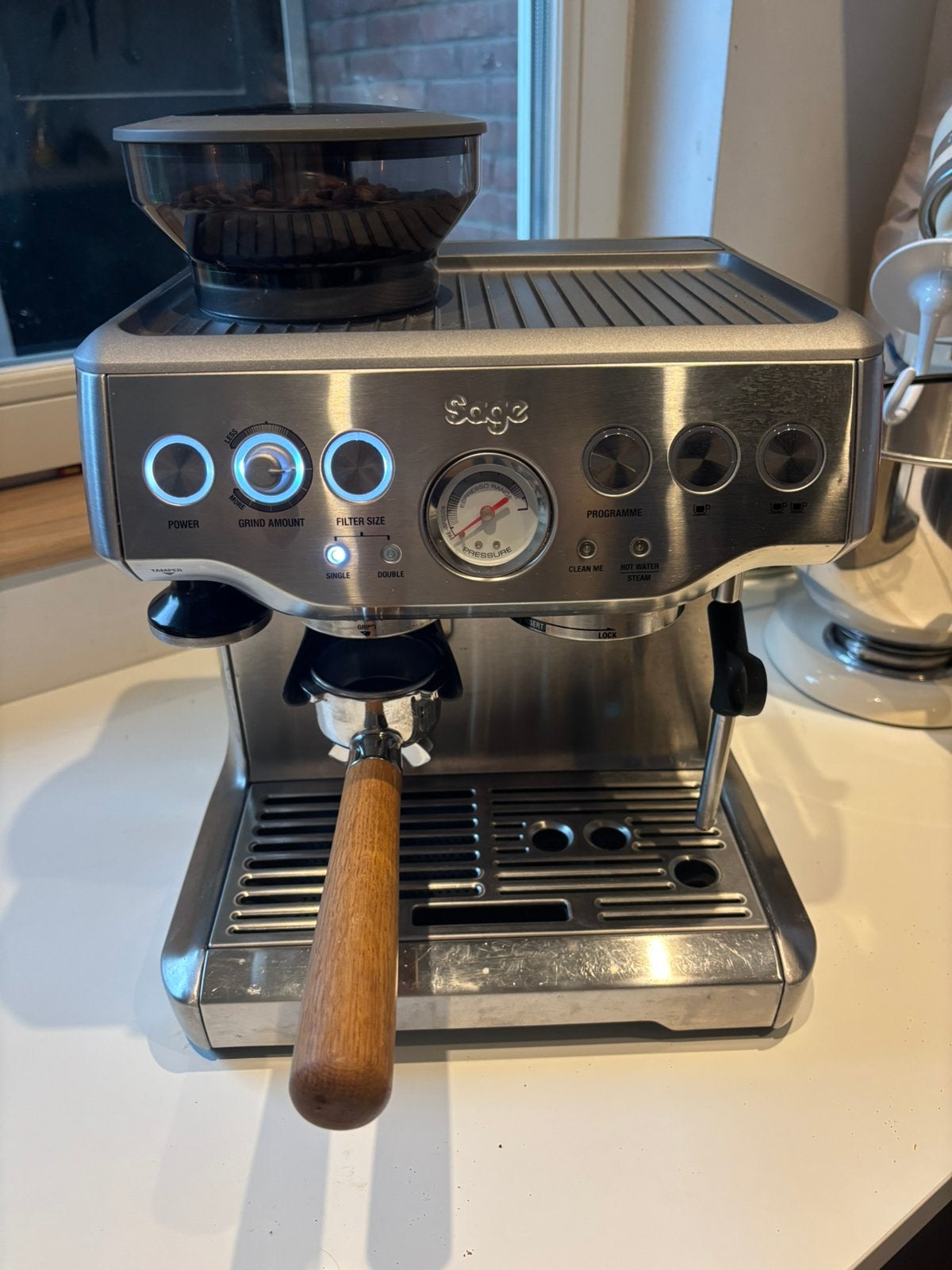 Sage barista express met veel extra’s!, Ophalen, Zo goed als nieuw, Espresso apparaat, Stoompijpje