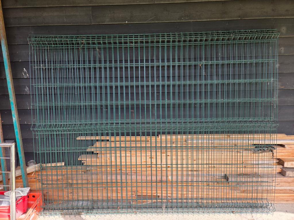 Groene Draadpanelen en Palen, Tuin en Terras, Tuinhekken en Hekwerk, Ophalen of Verzenden, Gebruikt, IJzer, Dubbelstaafmat hekwerk