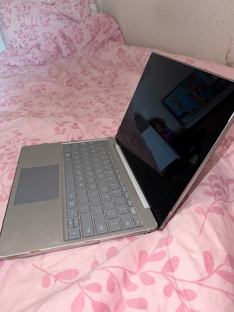 Microsoft Surface Laptop Go Laptop met touchscreen, Gebruikt, Qwerty, Intel® Core™ i5-1035G1, 8 GB