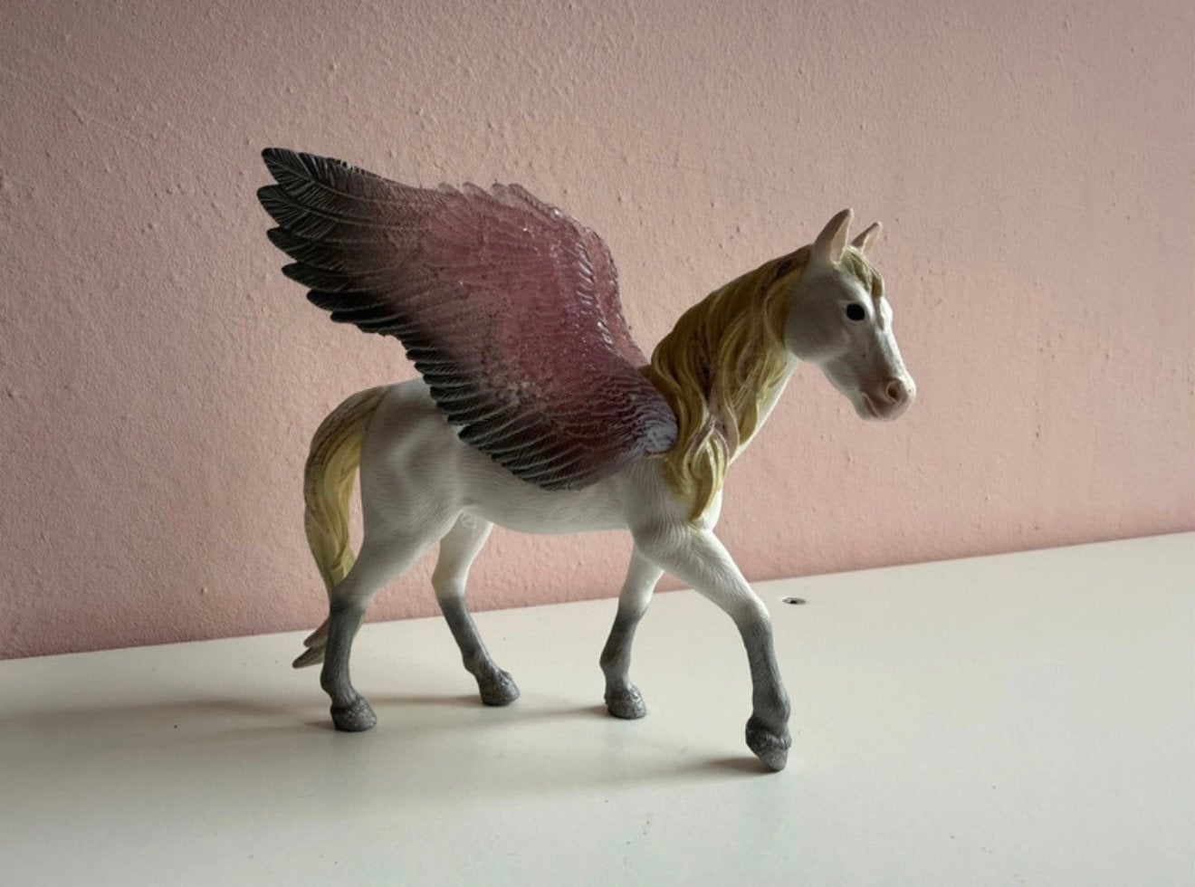 Schleich Bayala unicorn paard met roze vleugels, Verzamelen, Dierenverzamelingen, Ophalen of Verzenden, Nieuw, Paard, Beeldje of Figuurtje