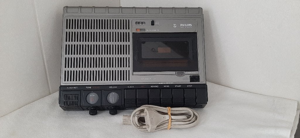 Vintage Mono Portable Cassette Recorder Philips N2215 defect, Ophalen of Verzenden, Enkel, Philips, Tape counter
