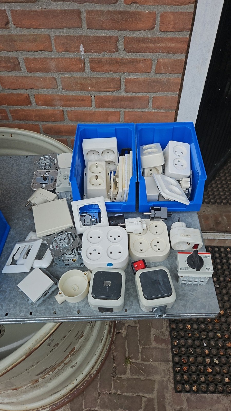 Partij elektra matriaal, Doe-het-zelf en Verbouw, Elektra en Kabels, Ophalen of Verzenden, Overige typen