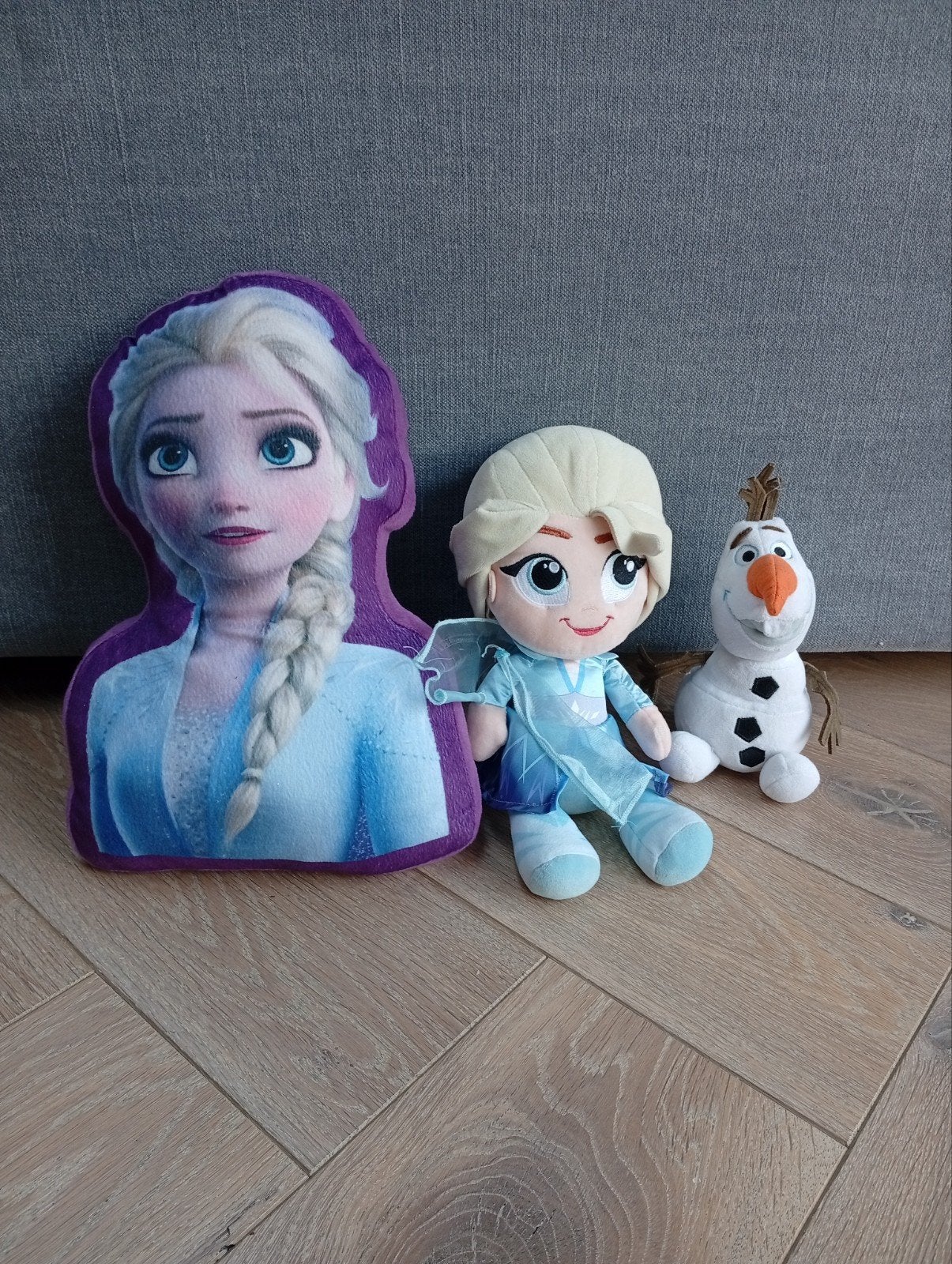 3 Frozen knuffels: Elsa en Olaf, Kinderen en Baby's, Disney, Ophalen of Verzenden, Middelgroot (20 tot 80 cm), Meerkleurig