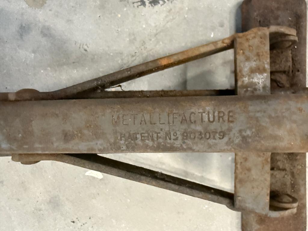 Metallifacture krik voor o.a. Jaguar  E-Type, Ophalen of Verzenden, Gebruikt, Mechanisch, Schaarkrik