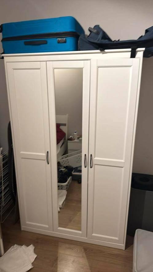 Songesand kledingkast 3 doors wardrobe spiegel Ikea wit, Ophalen, 50 tot 100 cm, Zo goed als nieuw, 150 tot 200 cm