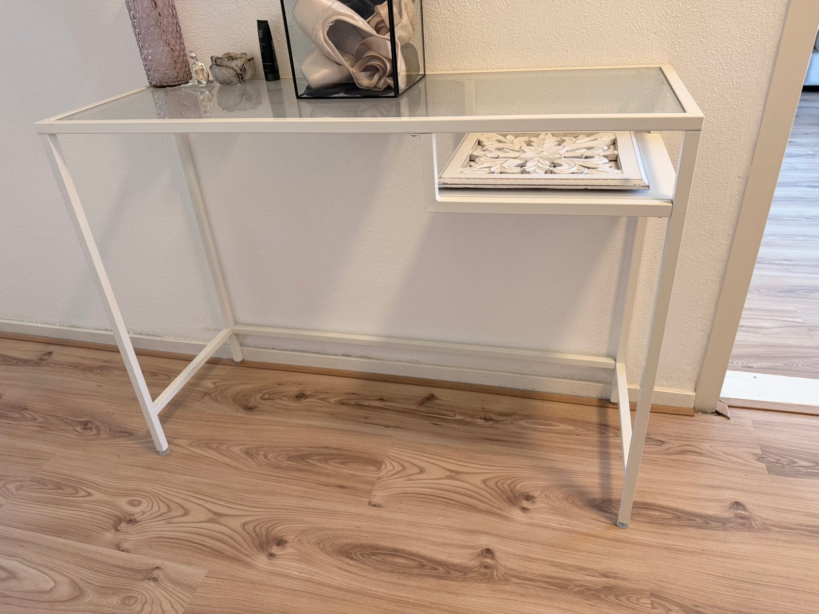 Mooie bijzettafel, Ophalen, 50 tot 100 cm, Glas, Zo goed als nieuw