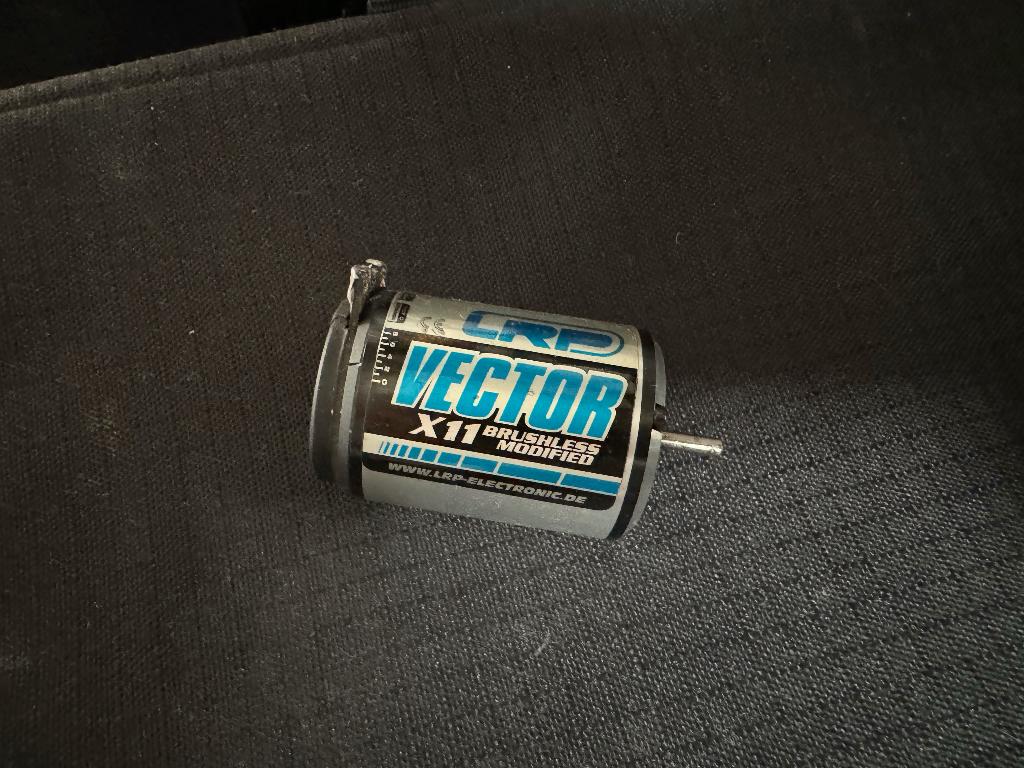 LRP Vector brushless motor 3.5T 1/10 RC auto, Hobby en Vrije tijd, Modelbouw | Radiografisch | Auto's, Ophalen of Verzenden, Gebruikt