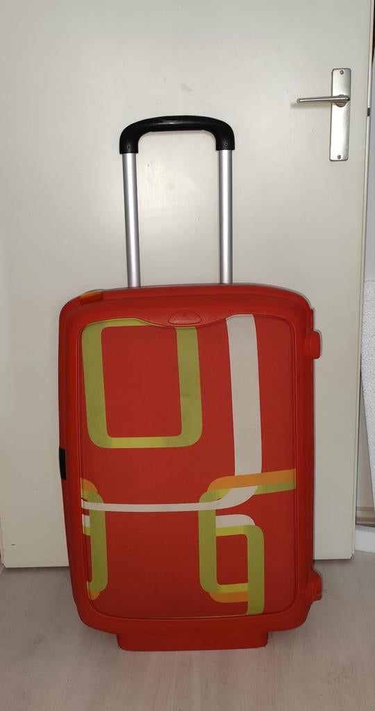 Grote koffer Samsonite met twee wielen 73x55x30 cm, Wieltjes, Hard kunststof, 45 tot 55 cm, Ophalen of Verzenden