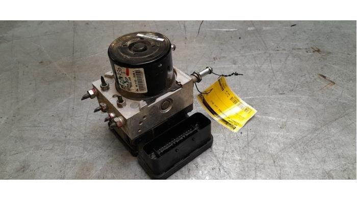 ABS Pomp van een Citroen C4 Aircross, Gebruikt, -, Ophalen of Verzenden, -