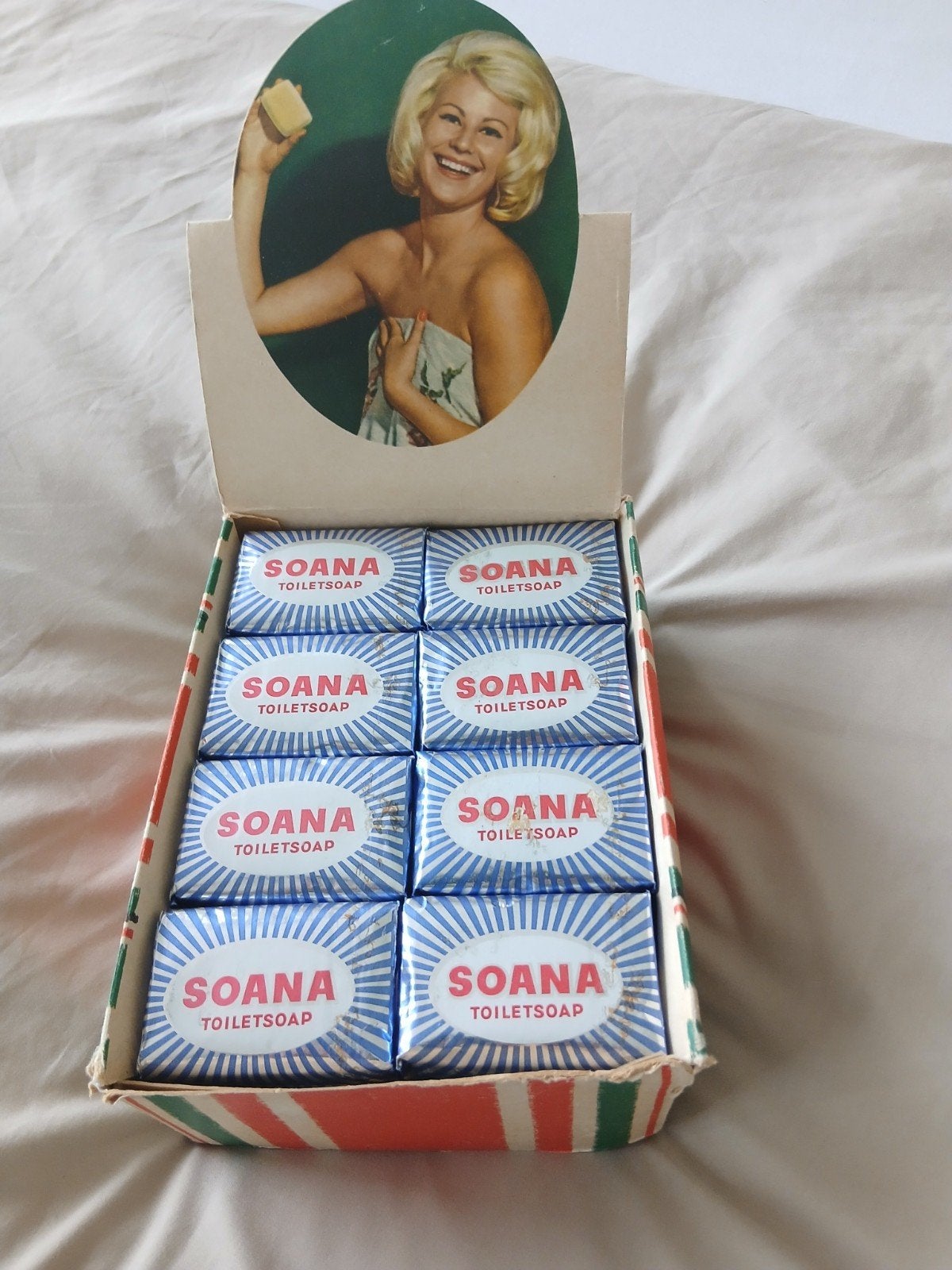 Vintage  DDR Soana Toiletzeep Display met 24 Zeepjes, Verzamelen, Ophalen of Verzenden
